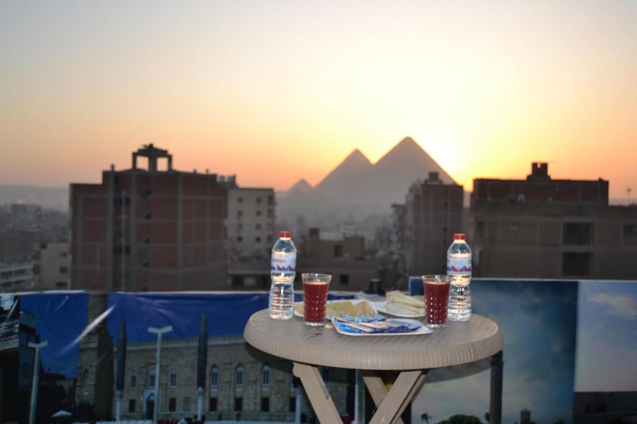 Aladdin Pyramids